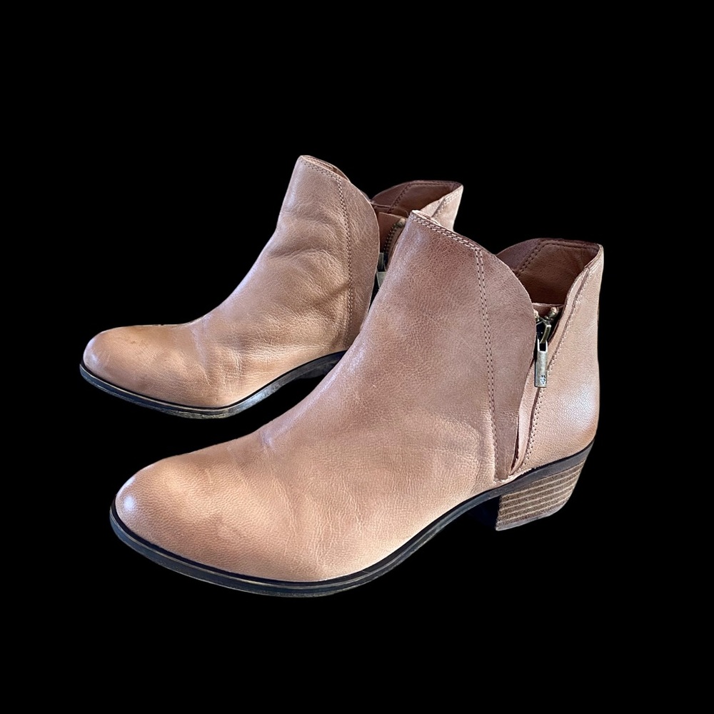 Lucky Brand tan leather booties, Size 9M. Worn twice! Great condition.
